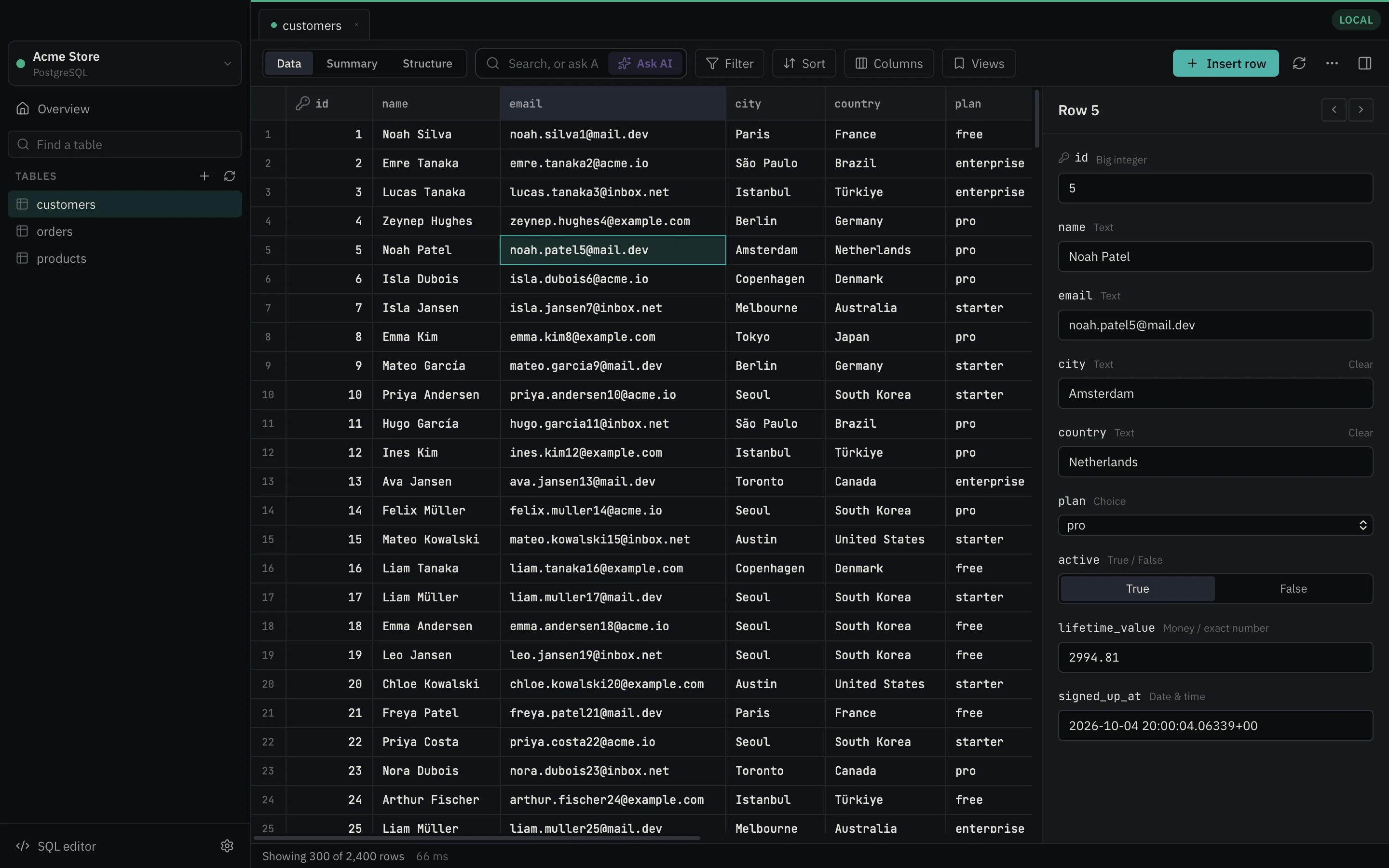 Kiyi showing a customers table with a row open in the details panel